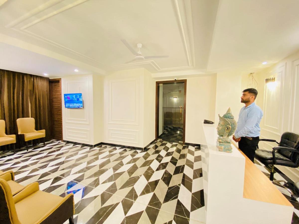Grand Luxotica By Dls Hotels Dehradun Buitenkant foto