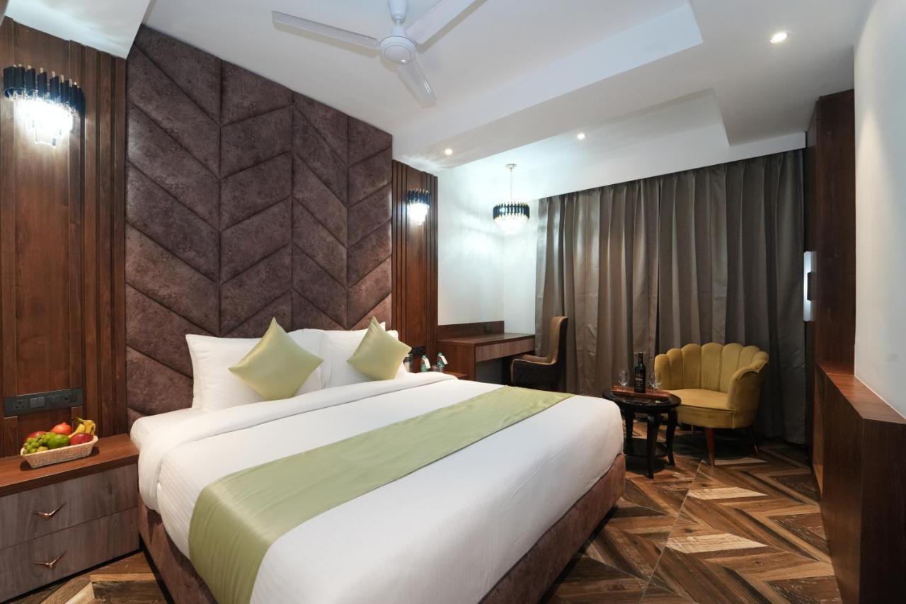 Grand Luxotica By Dls Hotels Dehradun Buitenkant foto