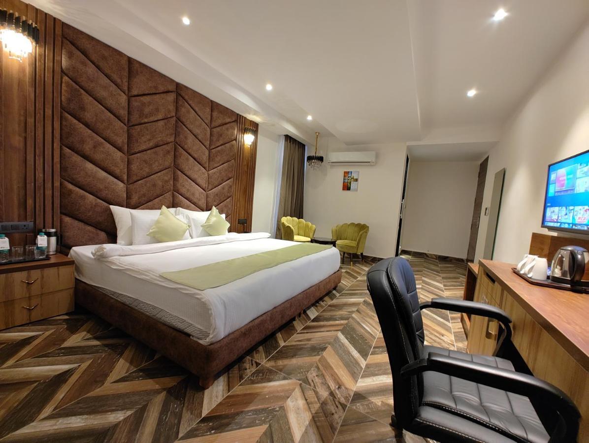 Grand Luxotica By Dls Hotels Dehradun Buitenkant foto