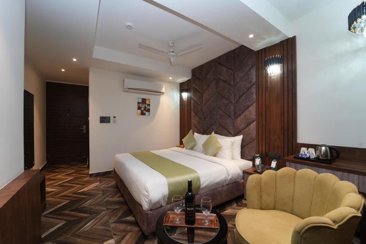 Grand Luxotica By Dls Hotels Dehradun Buitenkant foto