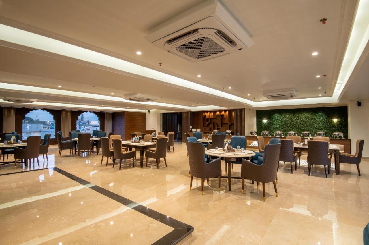 Grand Luxotica By Dls Hotels Dehradun Buitenkant foto