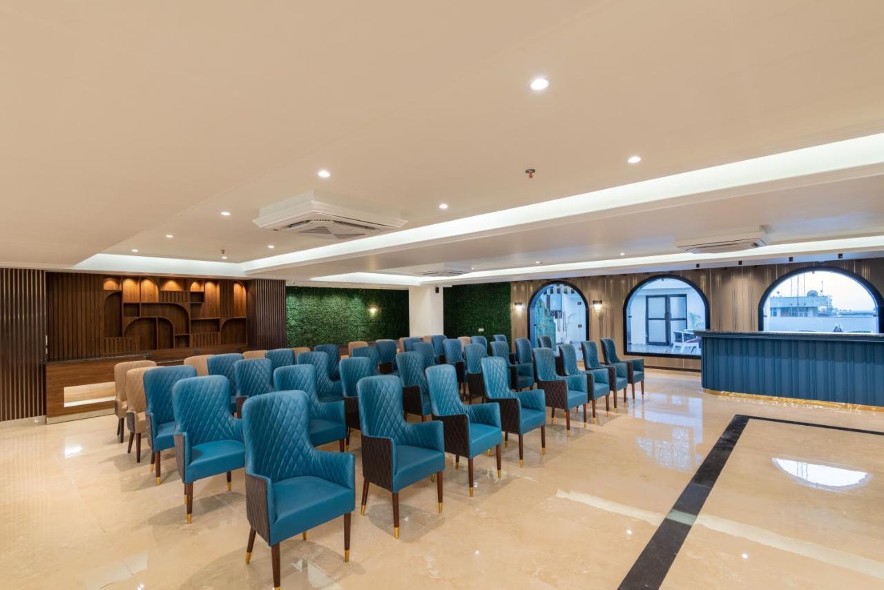 Grand Luxotica By Dls Hotels Dehradun Buitenkant foto