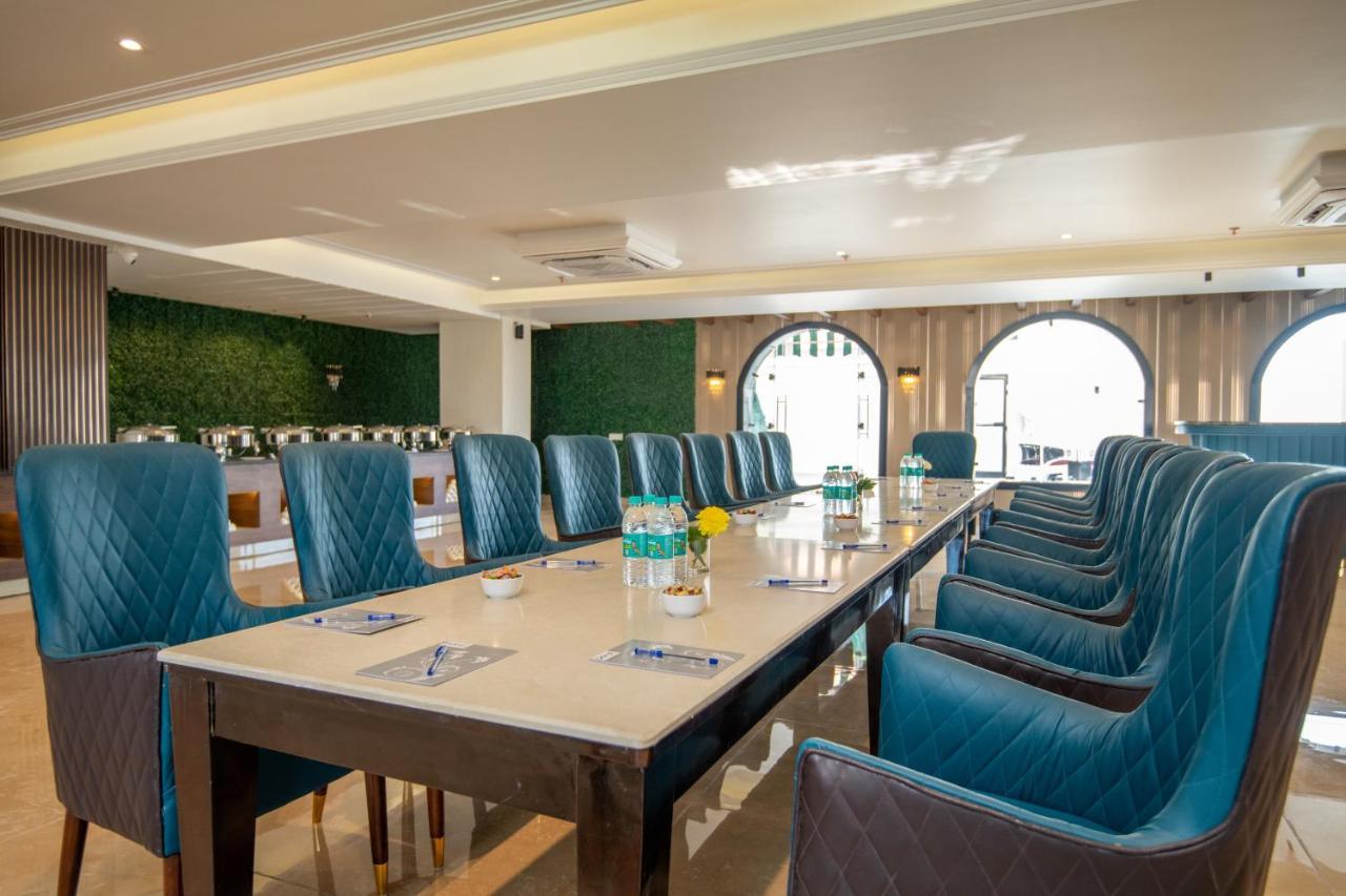 Grand Luxotica By Dls Hotels Dehradun Buitenkant foto
