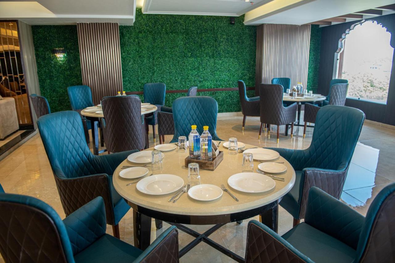 Grand Luxotica By Dls Hotels Dehradun Buitenkant foto